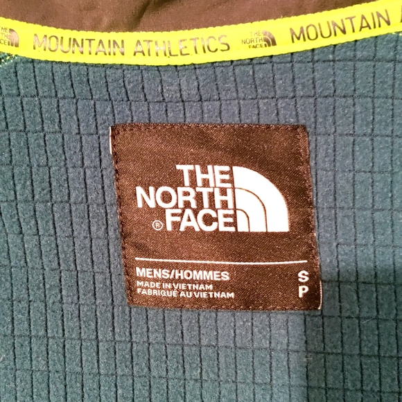 The North Face, Mountain Athletic Jacket. - Picture 6 of 7